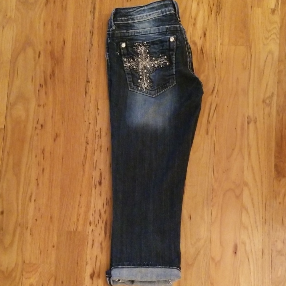 Sz 29 miss me capris